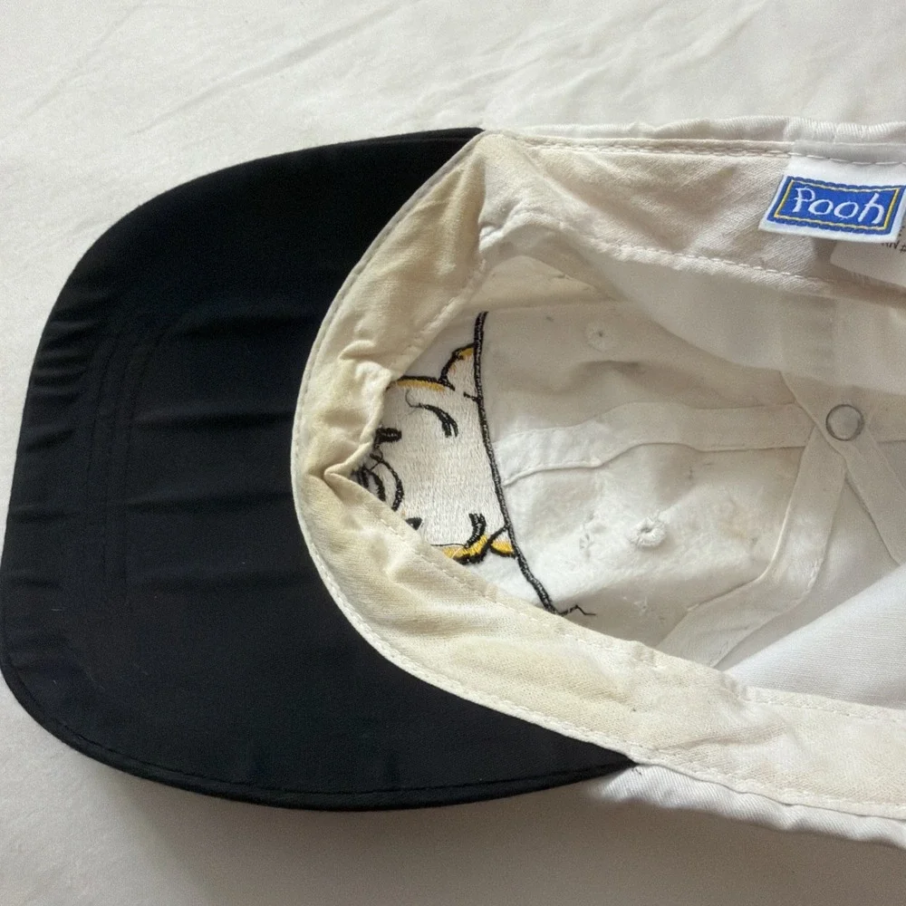 Winnie the‎ Pooh: The Many Adventures of Winnie the Pooh Adult White And Red Hat